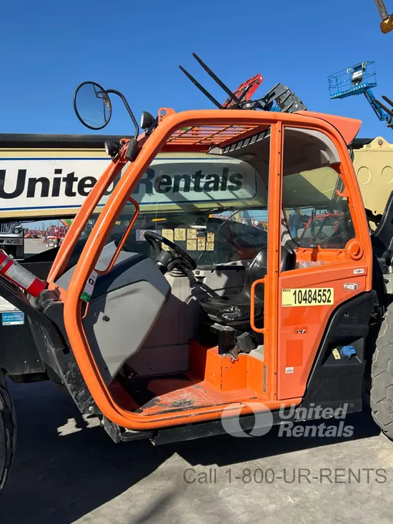 2016 JLG 642 Forklift