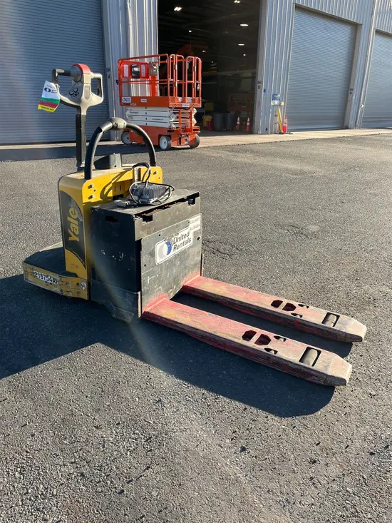 2018 YALE MPE060-VG Jack