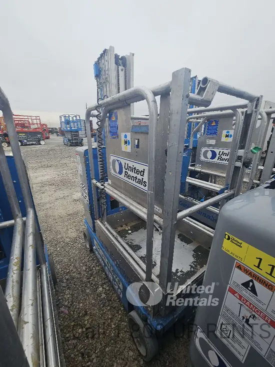 2019 Genie GR-20 Self-Propelled One-Person Lift