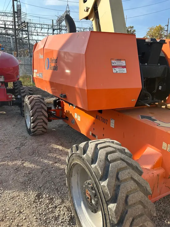 2017 JLG 860SJ Boom Lift