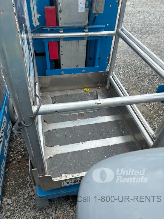 2019 Genie GR-20 Self-Propelled One-Person Lift