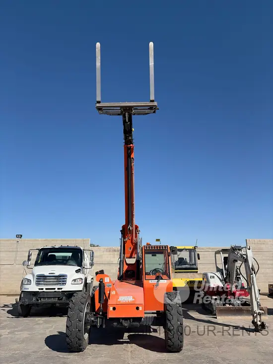 2019 SKYTRAK 6036 Forklift