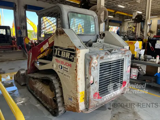 2021 Takeuchi TL8R2R Track Loader