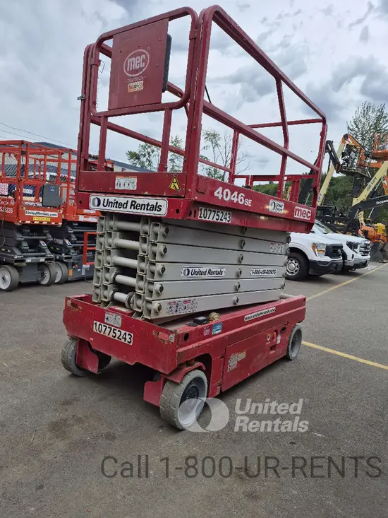 2018 MEC 4046SE Scissor Lift