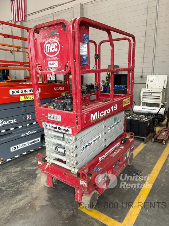 2019 MEC MICRO 19 Scissor Lift