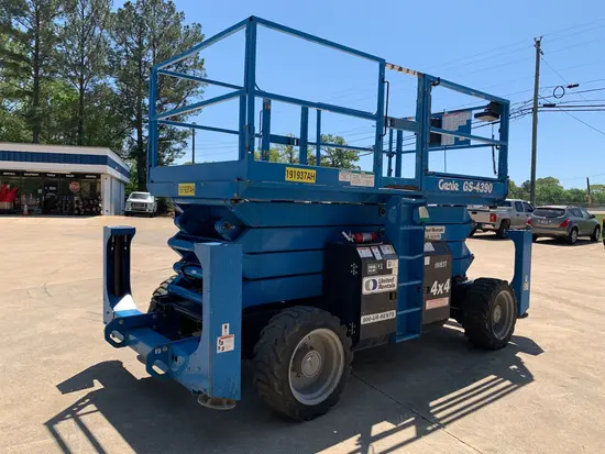 2017 Genie GS-4390 RT Rough Terrain Scissor Lift