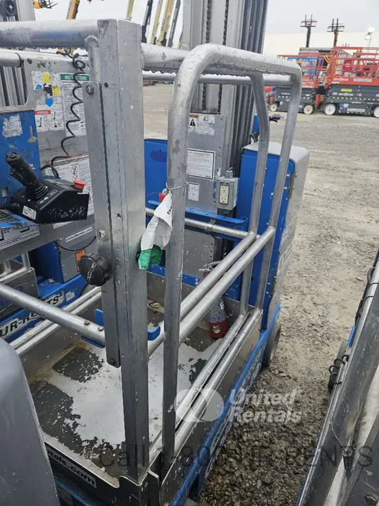 2019 Genie GR-20 Self-Propelled One-Person Lift