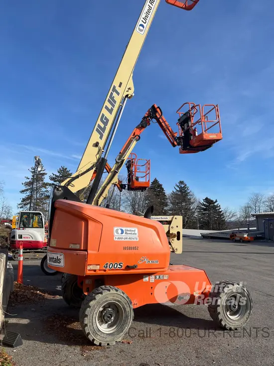2017 JLG 400S Boom Lift