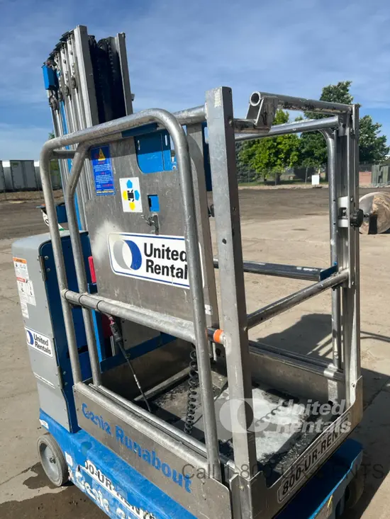 2019 Genie GR-20 Self-Propelled One-Person Lift