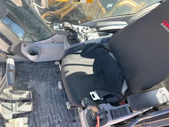 2019 John Deere 350G Excavator