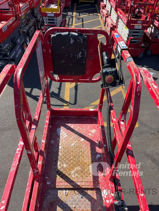 2018 MEC MICRO 19 Scissor Lift