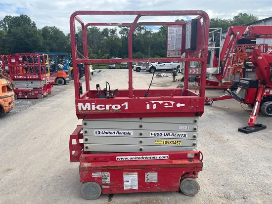 2019 MEC MICRO 19 Scissor Lift