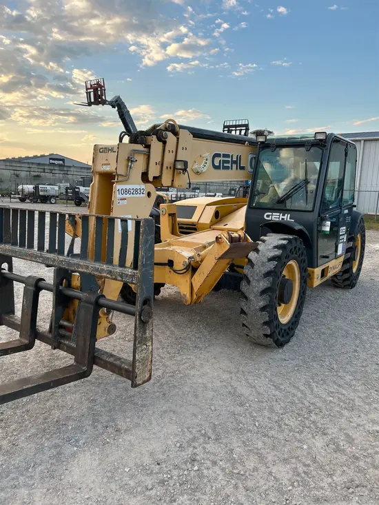 2018 Gehl DL12-55 Forklift