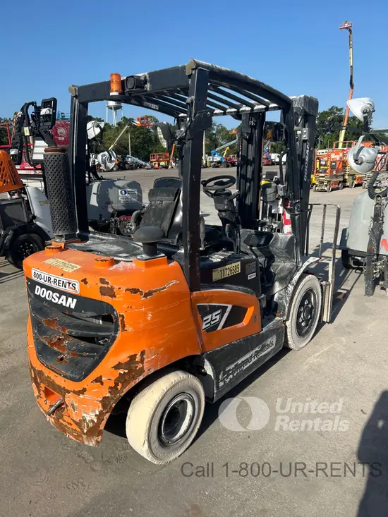 2023 Doosan D25S-9 Warehouse Forklift