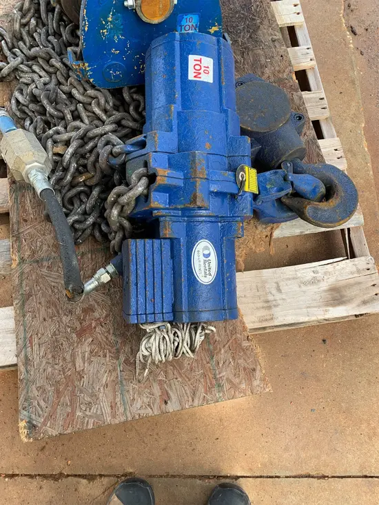 2012 JD NEUHAUS PROFI 10T Hoist