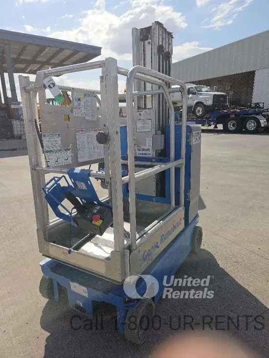 2016 Genie GR-20 Self-Propelled One-Person Lift