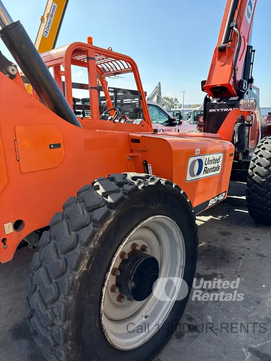 2019 SKYTRAK 8042 Forklift