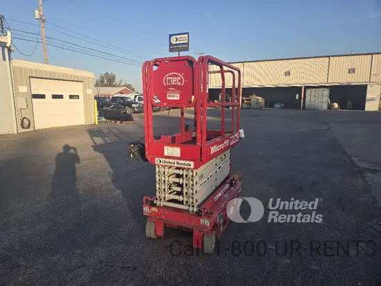2018 MEC MICRO 19 Scissor Lift