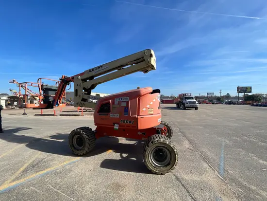 2016 JLG 450AJ Articulating Boom Lift