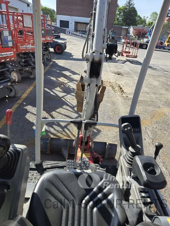 2022 Takeuchi TB20E Mini Excavator