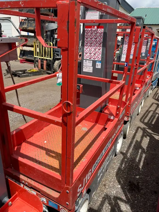 2018 Skyjack SJ16 Self-Propelled One-Person Lift