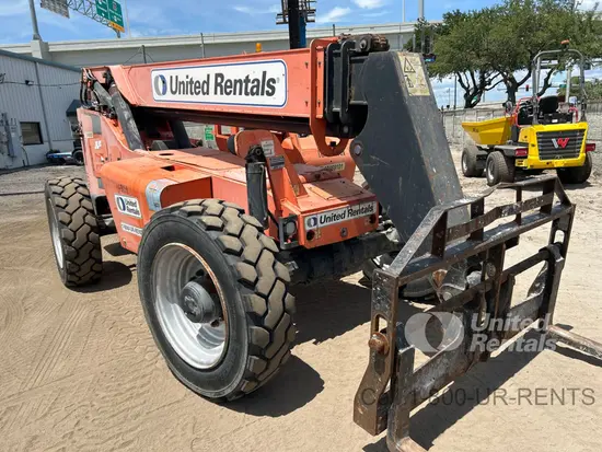 2016 SKYTRAK 8042 Forklift