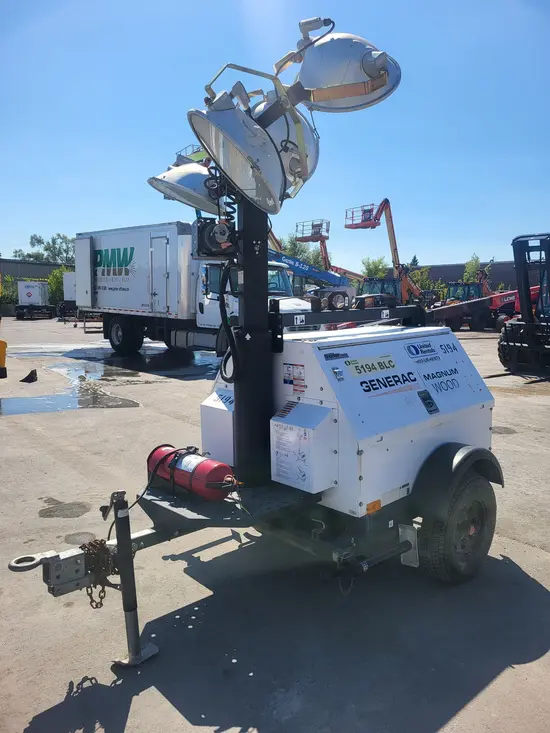 2016 Magnum Pro MLT4080KVCAN Portable Light Tower
