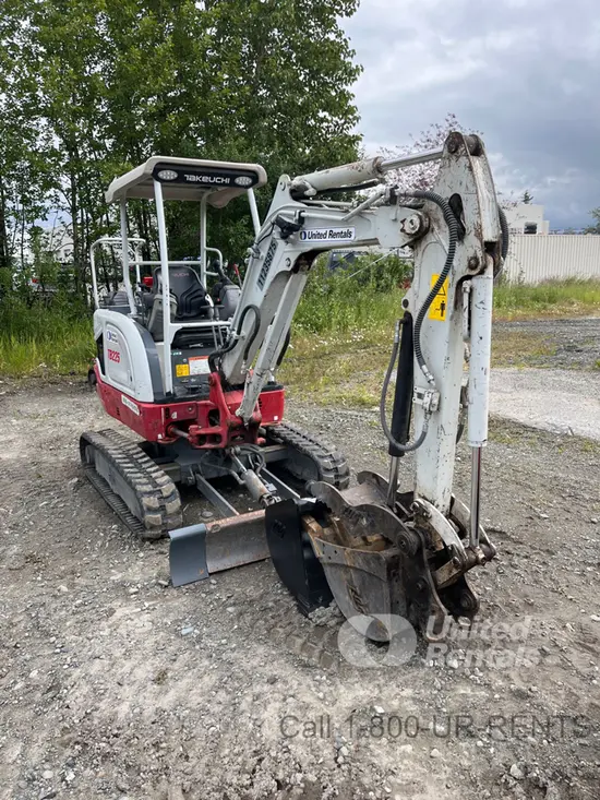 2021 Takeuchi TB225R Mini Excavator