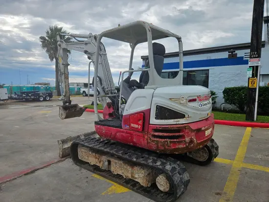 2019 Takeuchi TB250-2R Mini Excavator