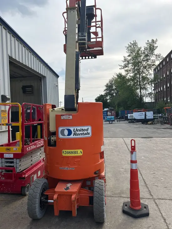 2017 JLG E300AJP Articulating Boom Lift