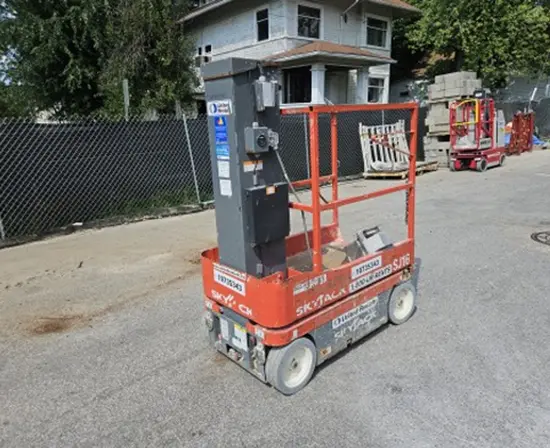 2018 Skyjack SJ16 Self-Propelled One-Person Lift