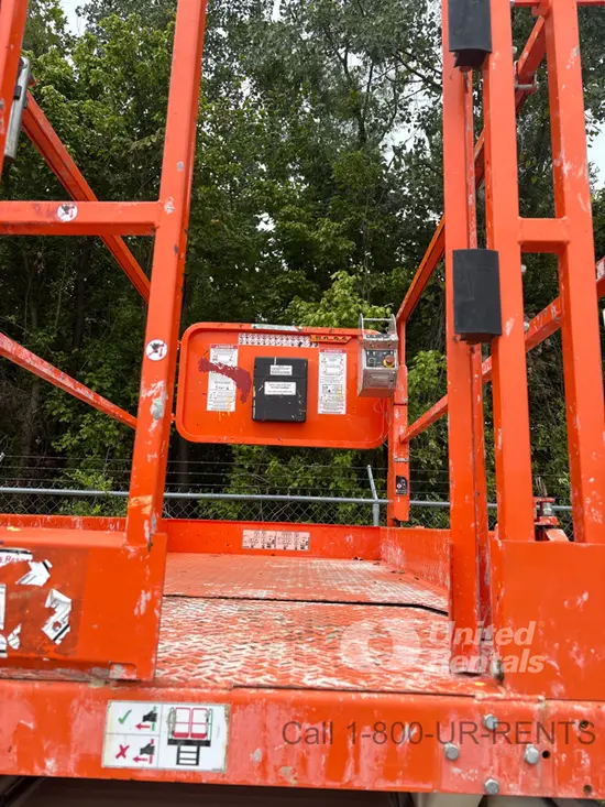 2022 Snorkel S4740E Scissor Lift