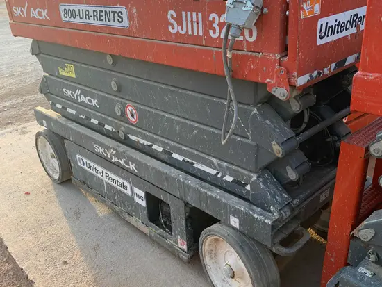 2018 Skyjack SJIII3226 Scissor Lift