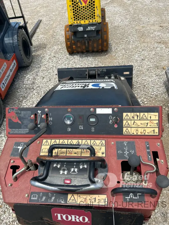 2019 Toro TX427 Track Loader