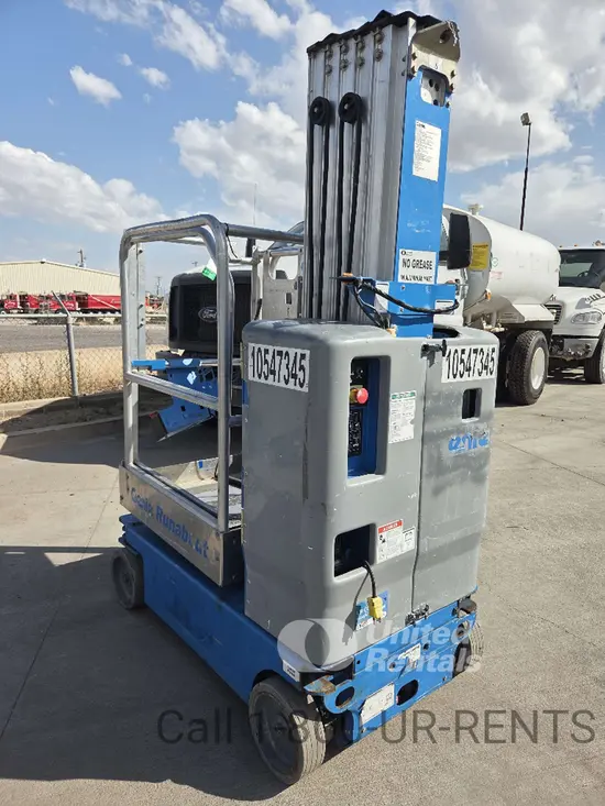 2016 Genie GR-20 Self-Propelled One-Person Lift