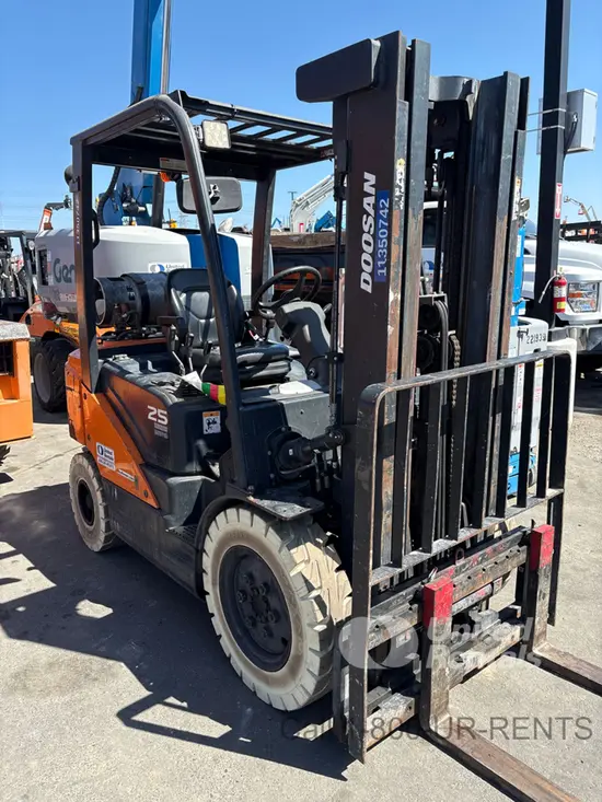 2022 Doosan G25P-7DF Warehouse Forklift
