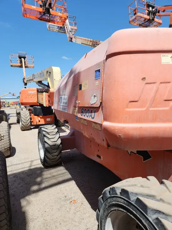 2017 JLG 800AJ Articulating Boom Lift