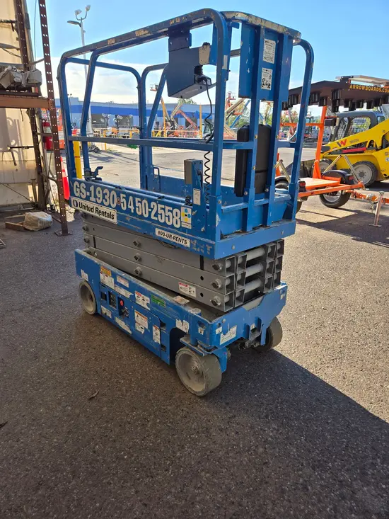 2018 Genie GS-1930 Scissor Lift