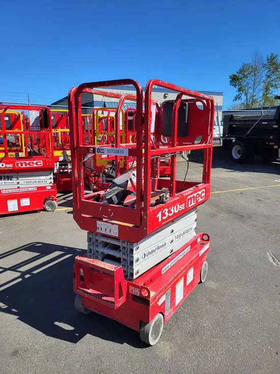 2018 MEC 1330SE Scissor Lift