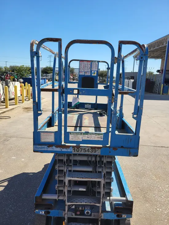 2018 Genie GS-3246 Scissor Lift