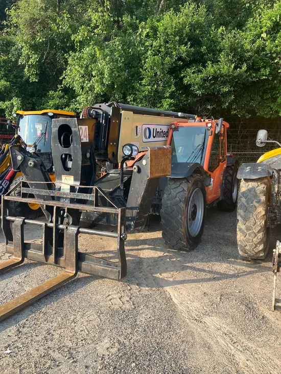 2019 JLG 1055 Forklift