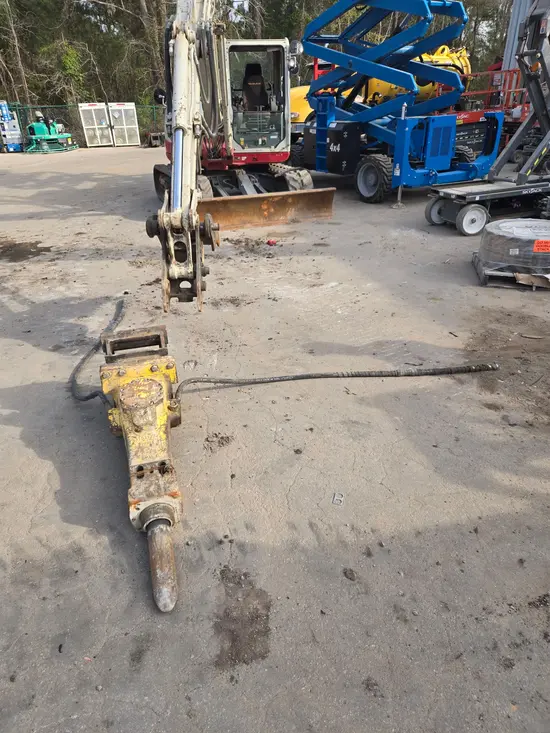 2021 Epiroc SB 452 Attachment