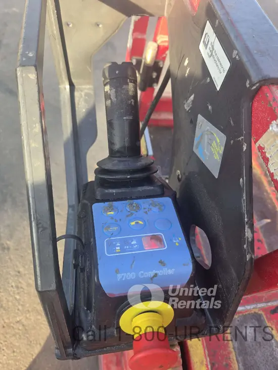 2017 MEC MICRO 19 Scissor Lift