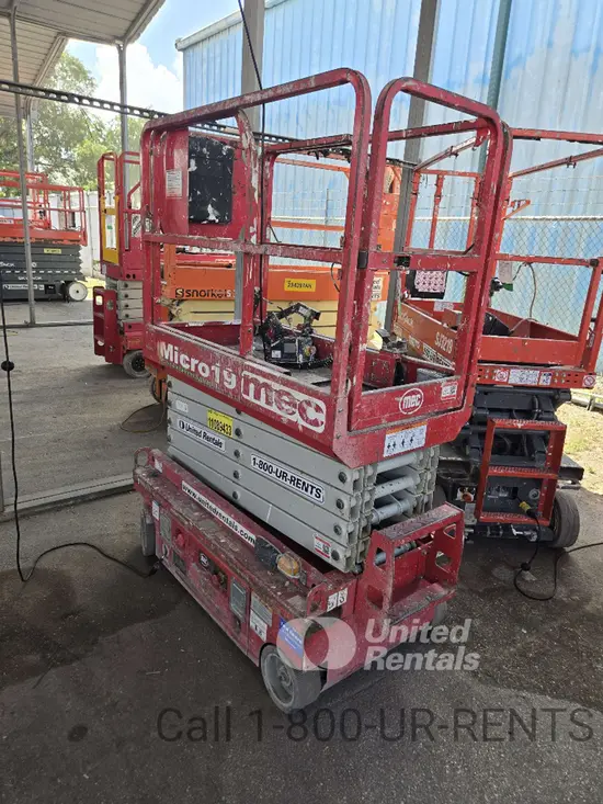 2020 MEC MICRO 19 Scissor Lift