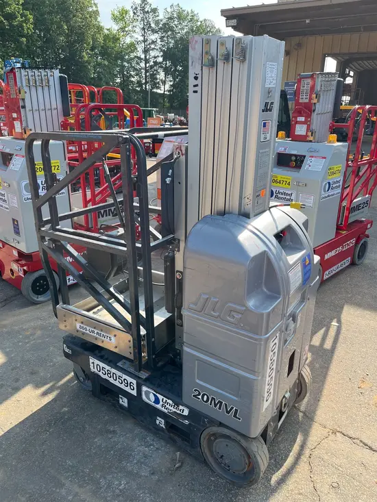 2017 JLG 20MVL Self-Propelled One-Person Lift