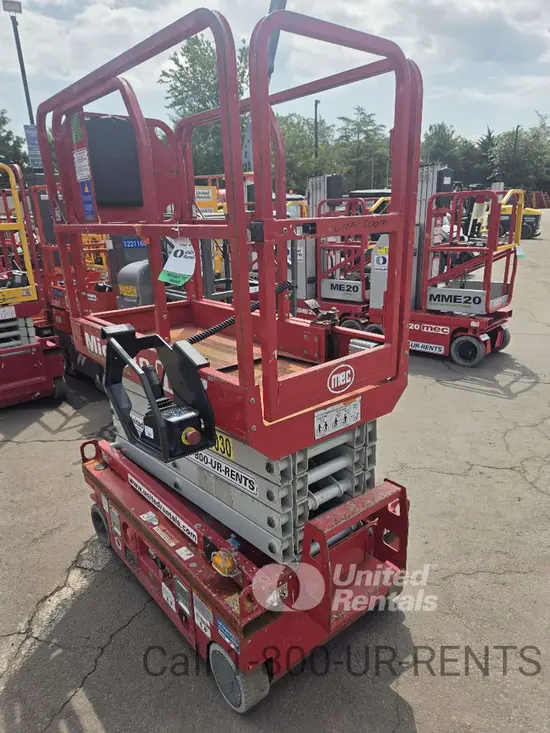 2019 MEC MICRO 19 Scissor Lift