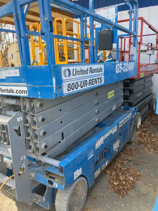 2018 Genie GS-3246 Scissor Lift