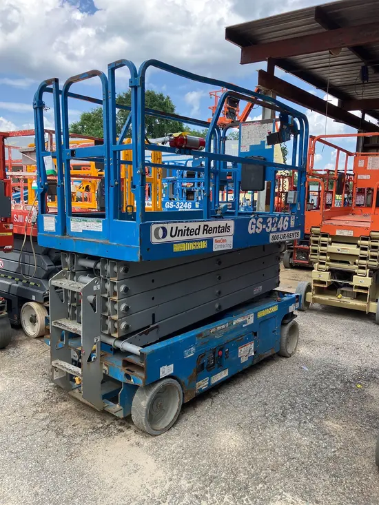 2018 Genie GS-3246 Scissor Lift