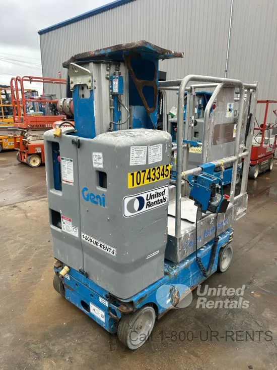 2018 Genie GR-12 Self-Propelled One-Person Lift