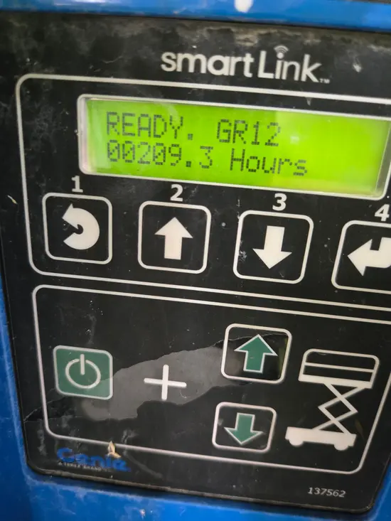 2019 Genie GR-12 Self-Propelled One-Person Lift